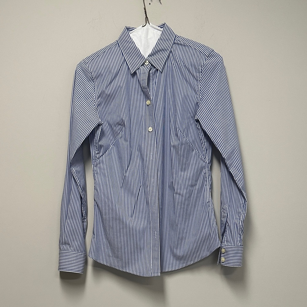 Banana Republic Blue and White Striped Button Down Shirt
